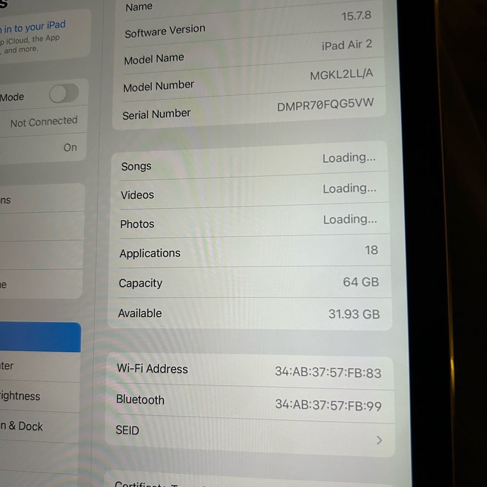 Space Gray iPad Air 2 64GB - Picture 4 of 9